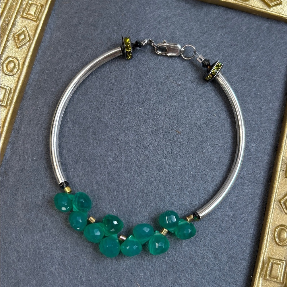 Elegant 925 Silver and Green Crystal Beaded Bracelet - Picture 2 of 6
